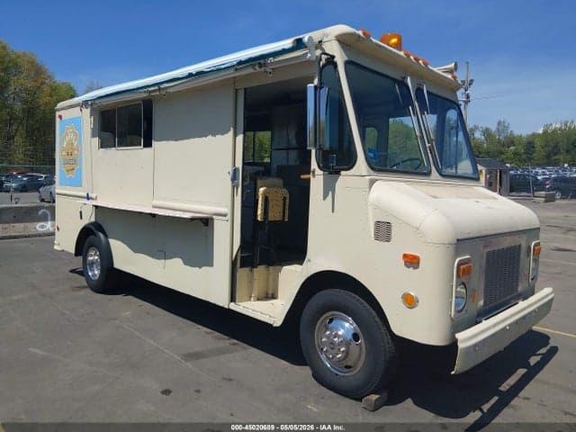 1977 GMC G35 1
