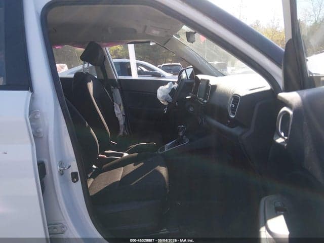 2021 HYUNDAI VENUE SE 5