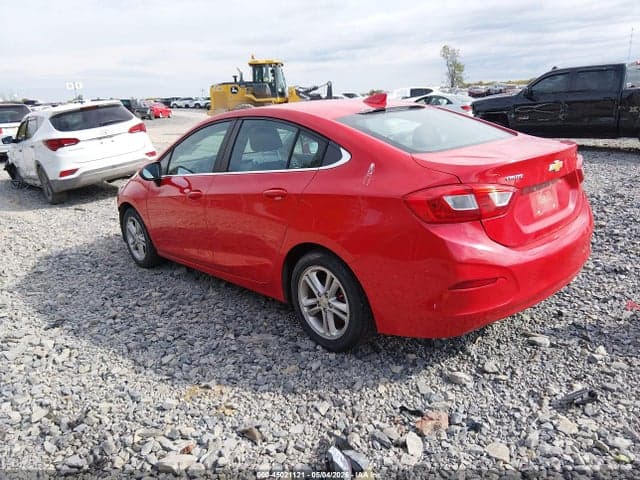 2017 CHEVROLET CRUZE LT AUTO 3