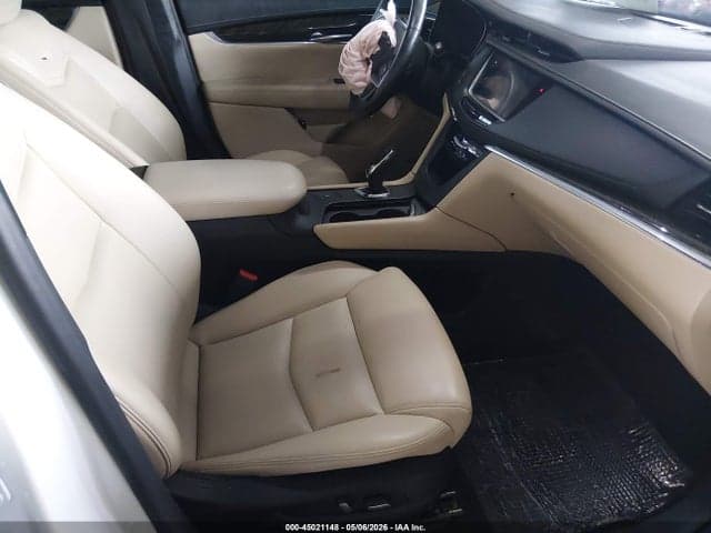 2017 CADILLAC XT5 STANDARD 5