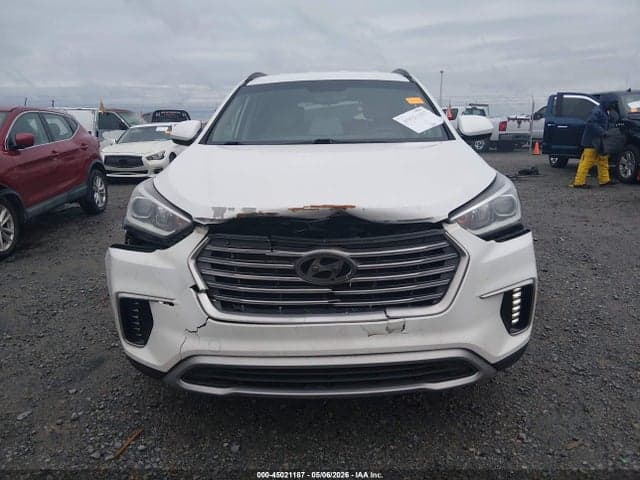 2017 HYUNDAI SANTA FE SE 12