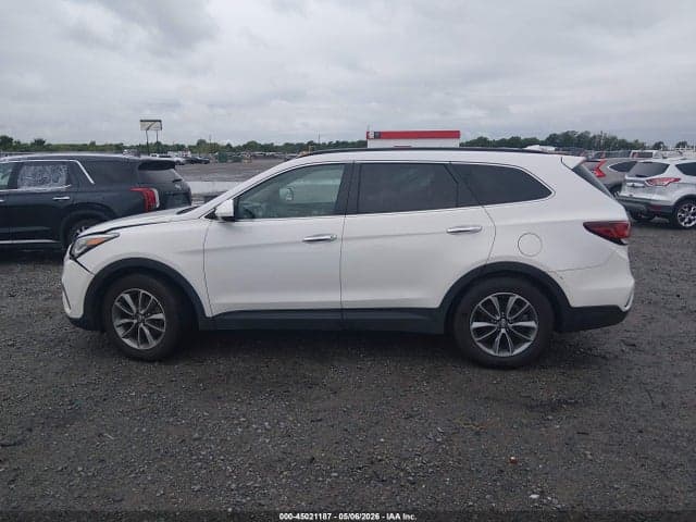2017 HYUNDAI SANTA FE SE 14