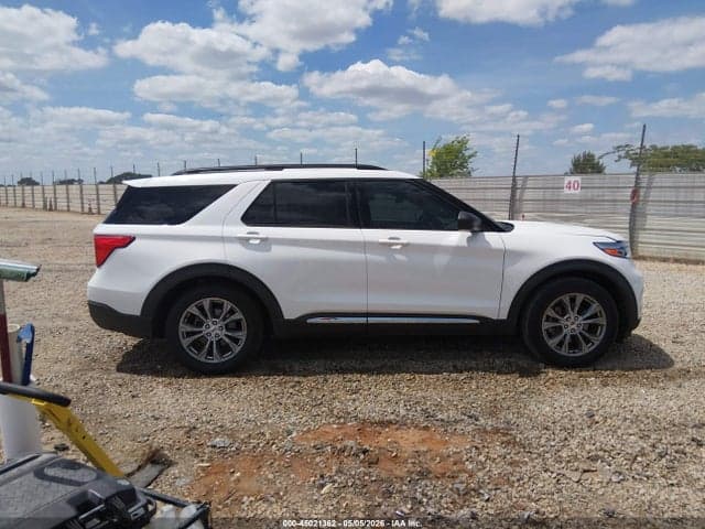 2022 FORD EXPLORER XLT 14