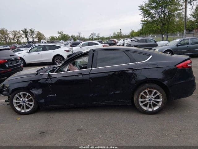 2019 FORD FUSION HYBRID SE 14