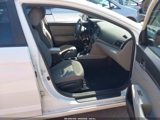 2017 HYUNDAI ELANTRA SE 5