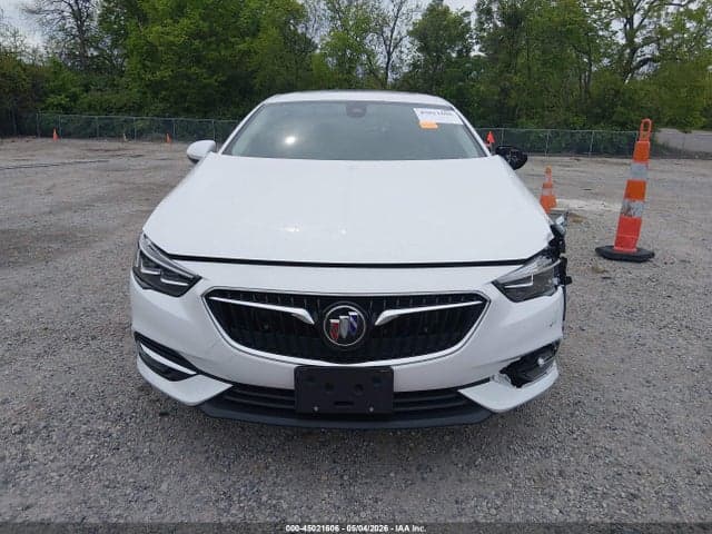 2018 BUICK REGAL SPORTBACK ESSENCE 12