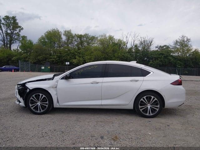 2018 BUICK REGAL SPORTBACK ESSENCE 14