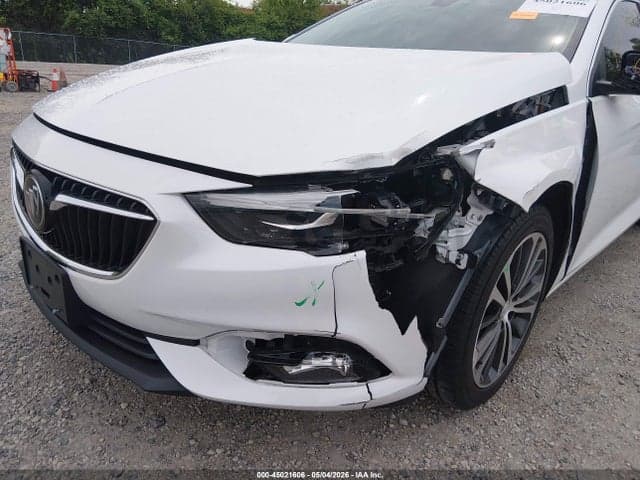2018 BUICK REGAL SPORTBACK ESSENCE 17