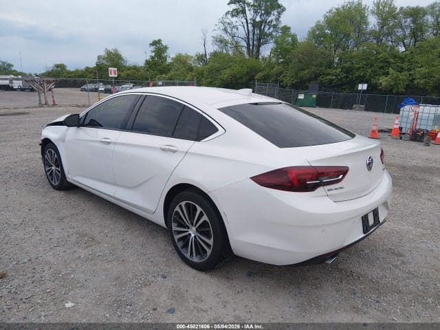 2018 BUICK REGAL SPORTBACK ESSENCE 3