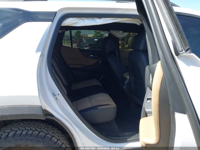 2025 CHEVROLET EQUINOX AWD ACTIV 8