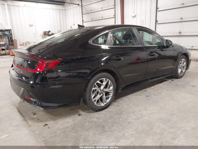 2023 HYUNDAI SONATA SEL 4