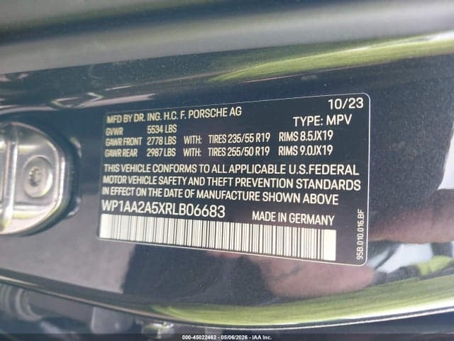 2024 PORSCHE MACAN T 9