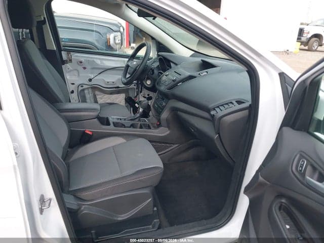 2017 FORD ESCAPE SE 5