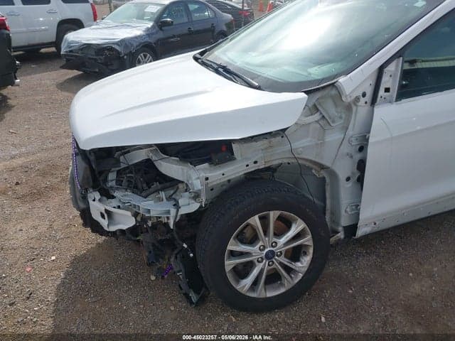 2017 FORD ESCAPE SE 6