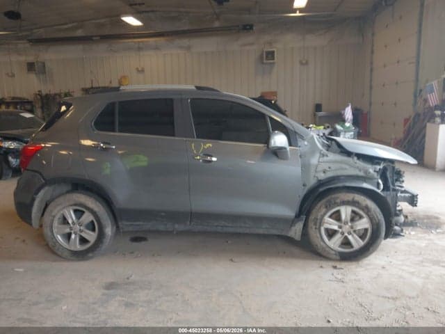 2019 CHEVROLET TRAX LT 13
