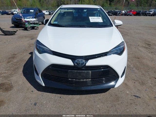 2018 TOYOTA COROLLA LE 13