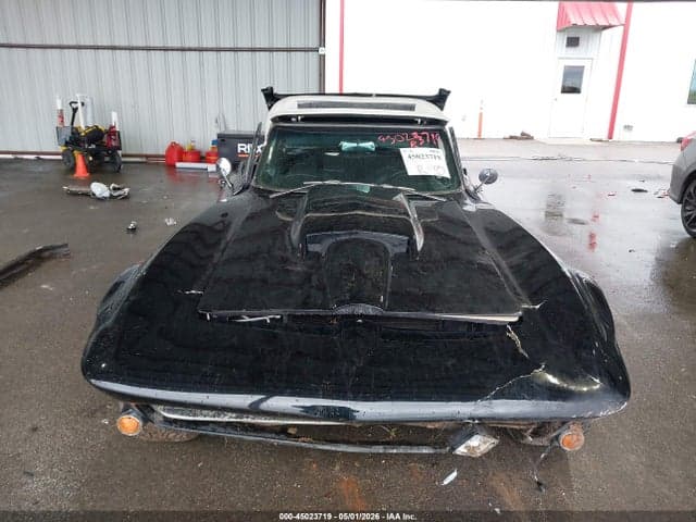 1964 CHEVROLET CORVETTE 12