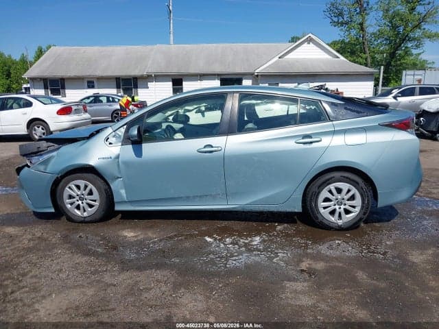 2017 TOYOTA PRIUS TWO 14