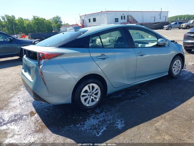2017 TOYOTA PRIUS TWO 4