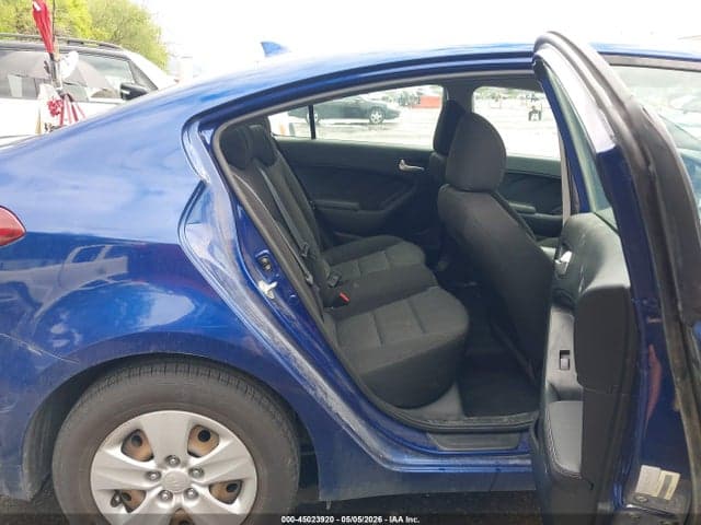 2017 KIA FORTE LX 8