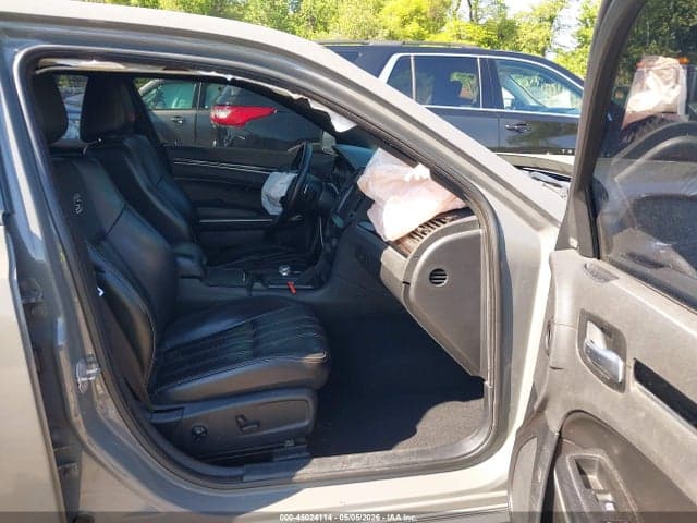 2019 CHRYSLER 300 300S AWD 5
