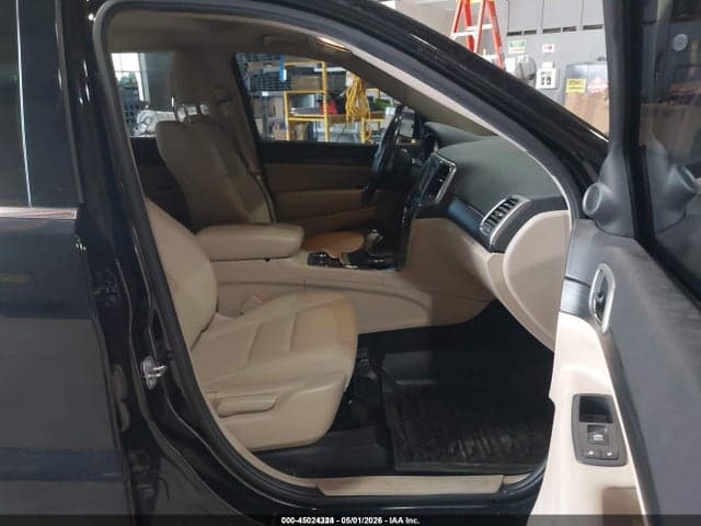 2020 JEEP GRAND CHEROKEE LAREDO E 4X4 5