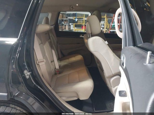 2020 JEEP GRAND CHEROKEE LAREDO E 4X4 8