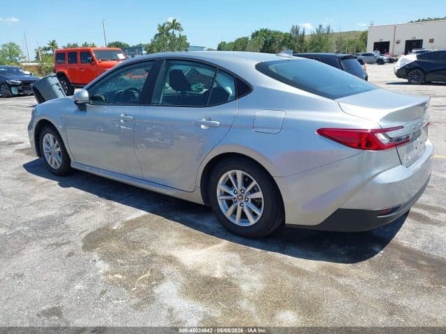 2025 TOYOTA CAMRY LE 3