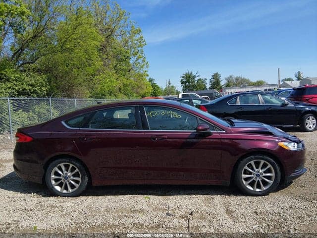2017 FORD FUSION SE 13
