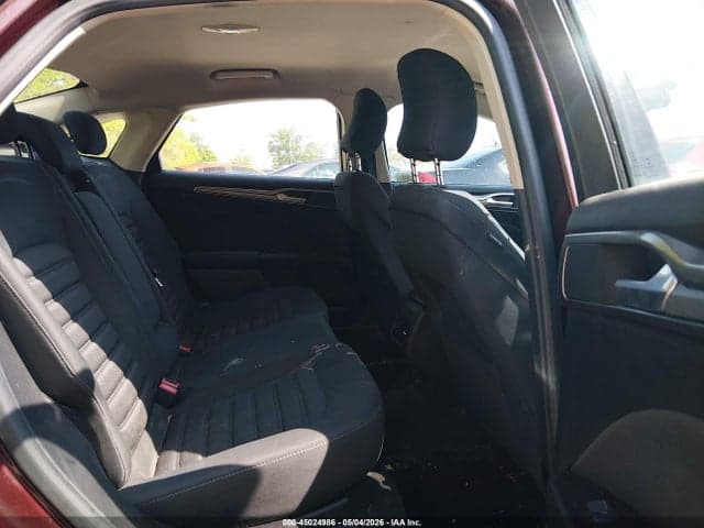 2017 FORD FUSION SE 8