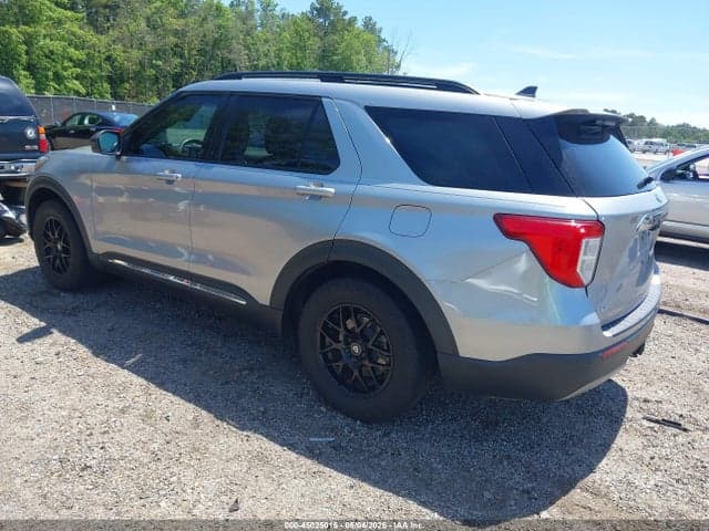 2021 FORD EXPLORER XLT 3