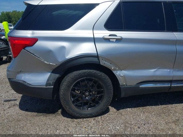 2021 FORD EXPLORER XLT 6