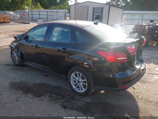2017 FORD FOCUS SE 3