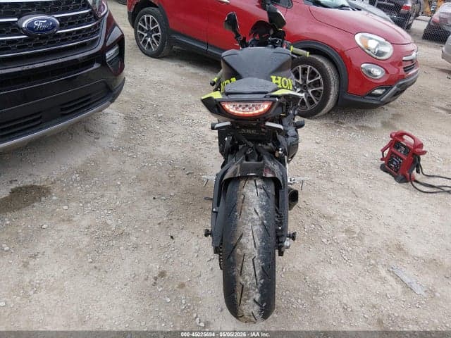2021 HONDA CBR1000 RR 6