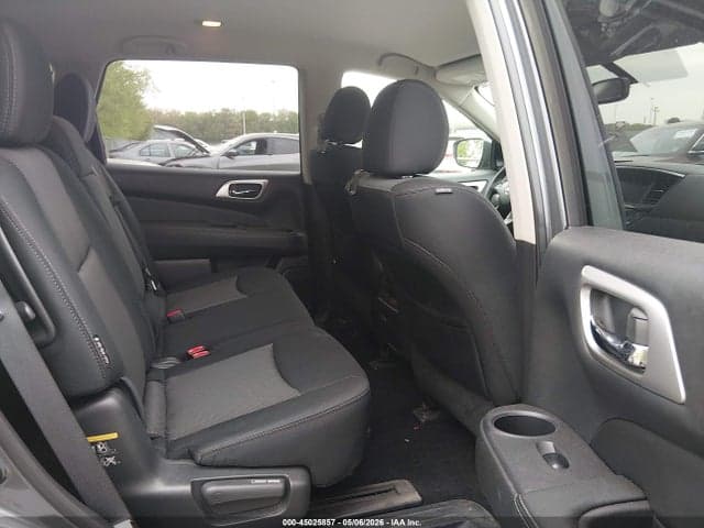 2019 NISSAN PATHFINDER SV 8