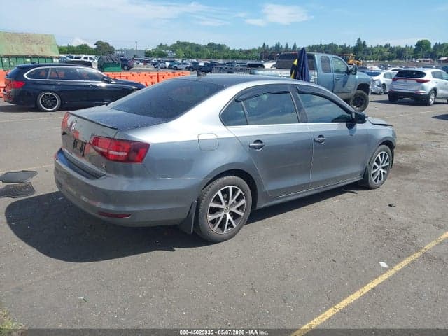 2017 VOLKSWAGEN JETTA 1.4T SE 4