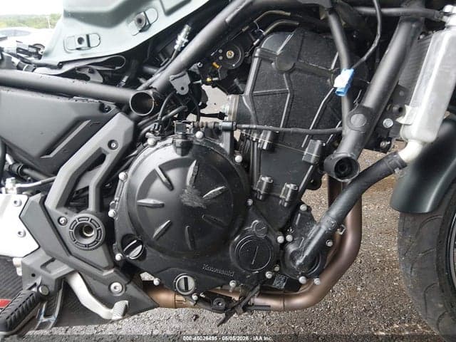 2025 KAWASAKI EX650 P 8