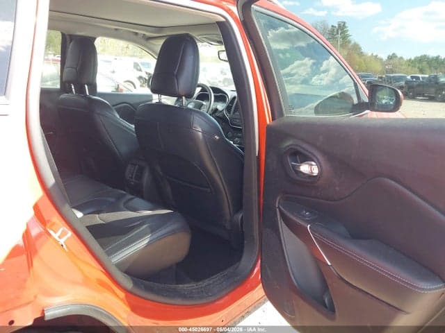 2021 JEEP CHEROKEE LATITUDE PLUS 4X4 8