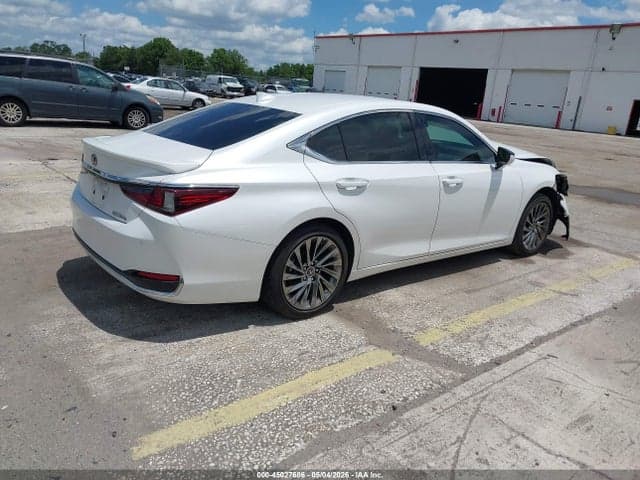 2025 LEXUS ES 300H LUXURY 4