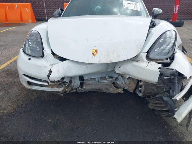 2022 PORSCHE 718 CAYMAN 6