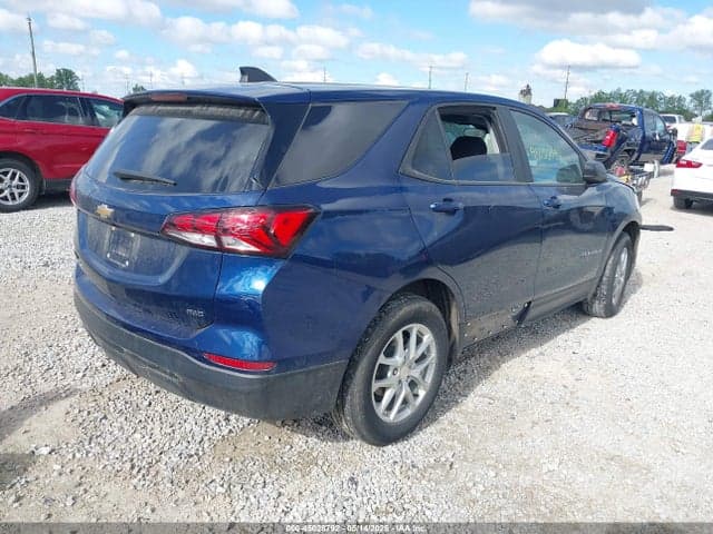 2022 CHEVROLET EQUINOX AWD LS 4