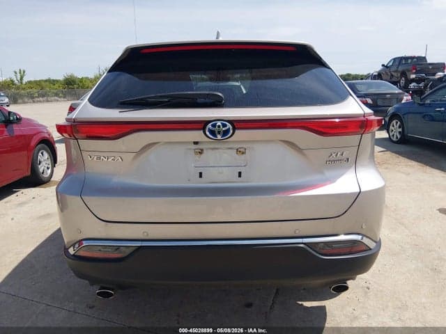 2022 TOYOTA VENZA XLE 16