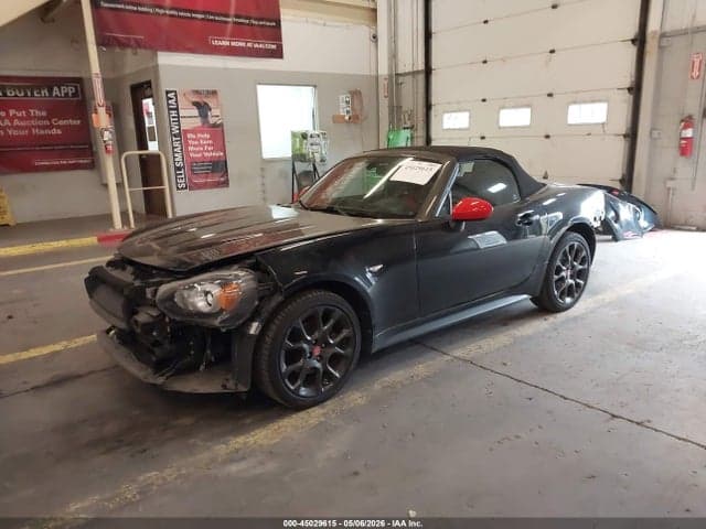 2020 FIAT 124 SPIDER ABARTH 2