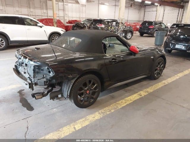 2020 FIAT 124 SPIDER ABARTH 4