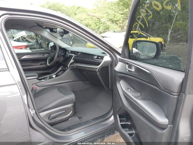 2023 JEEP GRAND CHEROKEE L LAREDO 4X4 5