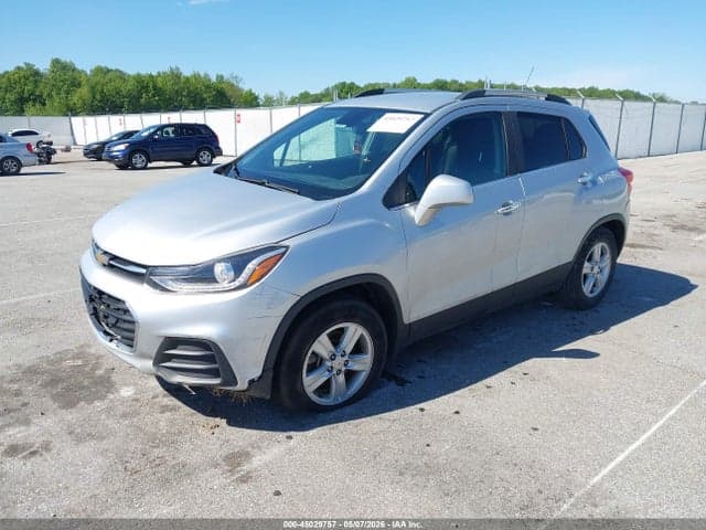 2017 CHEVROLET TRAX LT 2