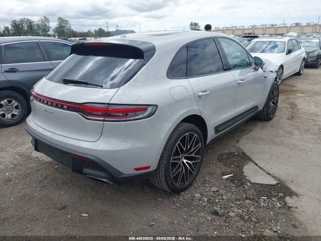 2025 PORSCHE MACAN T 4