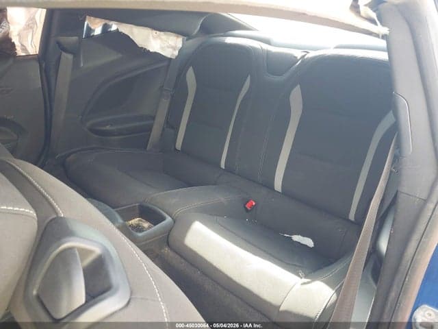 2018 CHEVROLET CAMARO 1LT 8