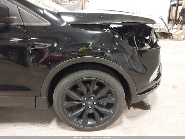 2017 FORD ESCAPE SE 19