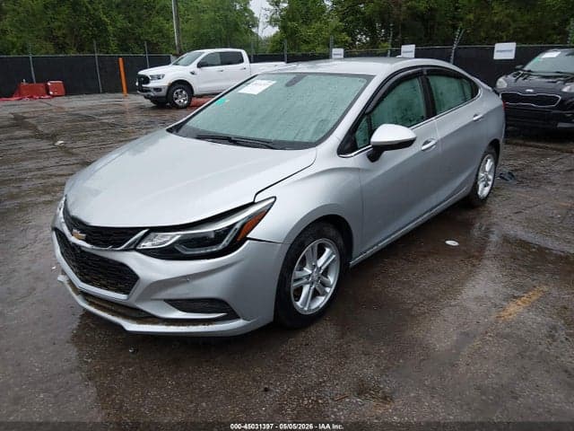 2017 CHEVROLET CRUZE LT AUTO 2
